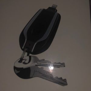 Keychain Emergency charger